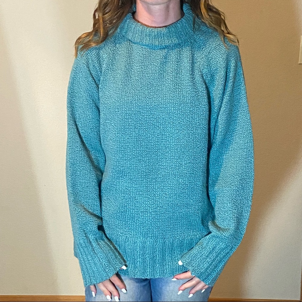 White stag blue knit turtleneck sweater